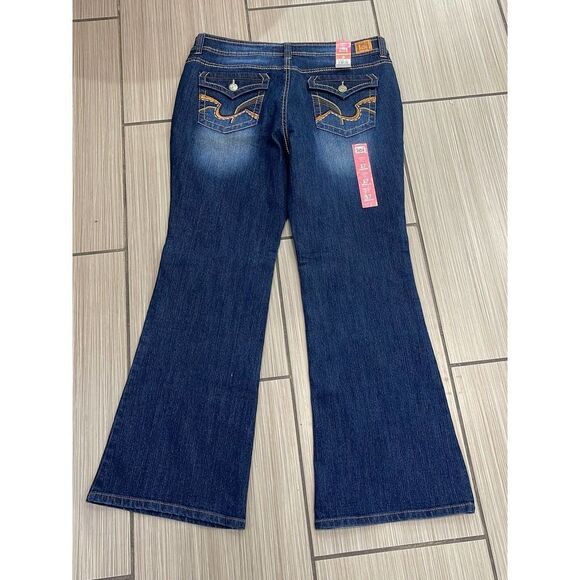 L.e.I Sophia hipster flare jeans womens jr 17R plus size dead stock Y2K 00’s nwt - Picture 1 of 12